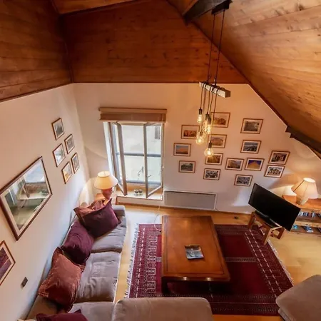 Bacchus Furnished Flat *