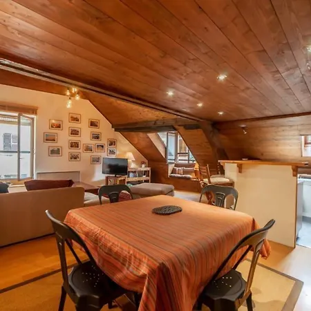 Bacchus Furnished Flat *